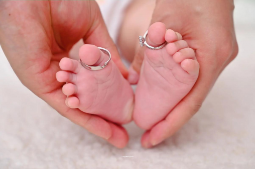 石嘴山宝宝打喷嚏发烧